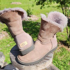 Ugg boots size 11